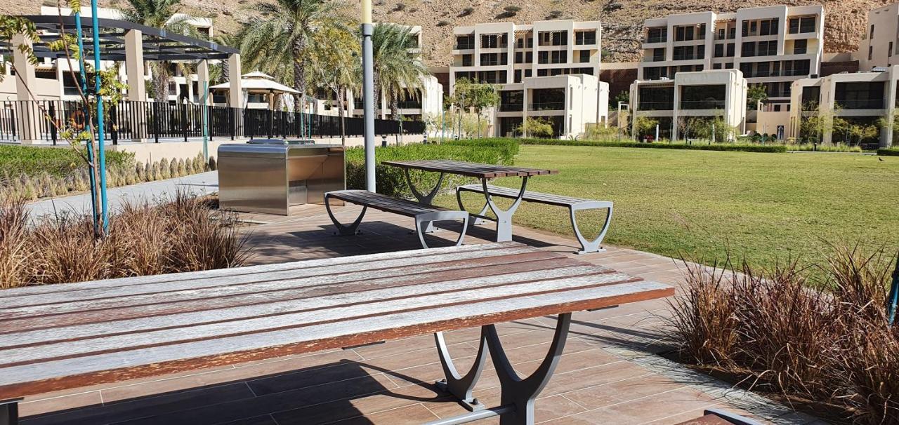 One 2Bhk Elegant Apartment In Muscat Bay 03 Exterior foto