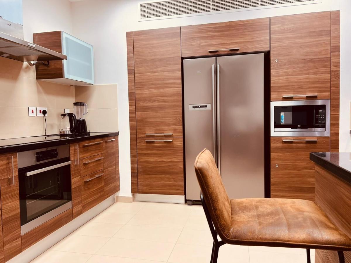 One 2Bhk Elegant Apartment In Muscat Bay 03 Exterior foto